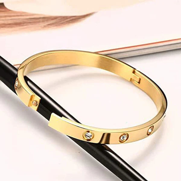 Stainless Steel Gold Plated Love AD Anti-Tarnish Bracelet For Women